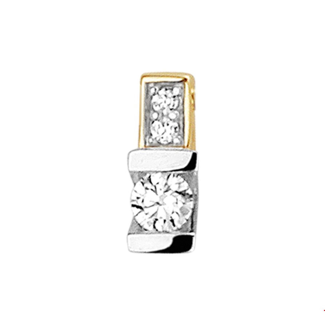 Beschrijving: Bicolor geel en witgouden hanger van 7.2x2.6mm uitgevoerd met een ingespannen briljant geslepen diamant van 0.09ct. De hanger is te combineren met bijpassende sieraden uit onze collectie. Tip: Combineer deze hanger met een collier uit onze collectie en de hanger kan direct om!.
Verpakt per: 1
Doelgroep: dames
Breedte: 3 mm
Hoogte: 7.8 mm