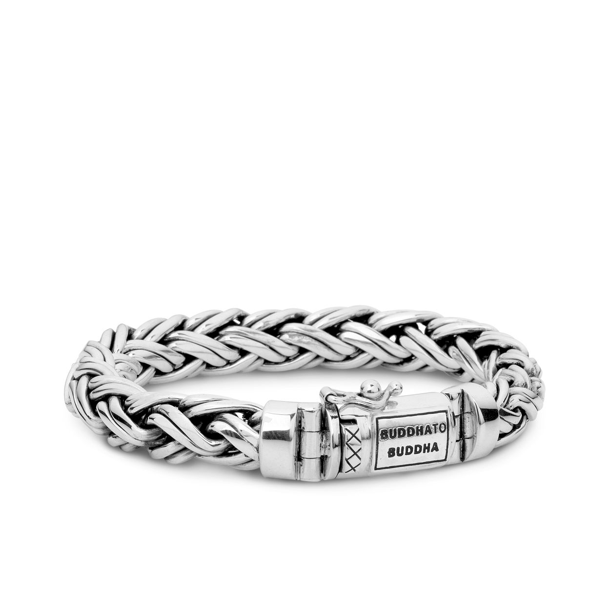 De Buddha to Buddha Katja XS armband is een prachtige gevlochten armband. Een echte eyecatcher! Handgemaakt en tijdloos zoals alle Buddha to Buddha sieraden. De zilveren armband laat zich perfect combineren met andere Buddha to Buddha sieraden. De Katja XS is smaller dan de Katja armband.