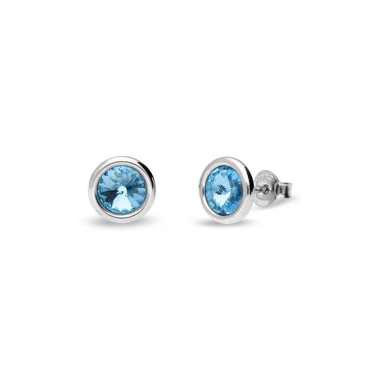Maak je looks compleet met deze prachtige Aquamarine Studs Oorbellen van SPARK Jewelry voor dames. De artikelcode is KR1122SS29AQ.