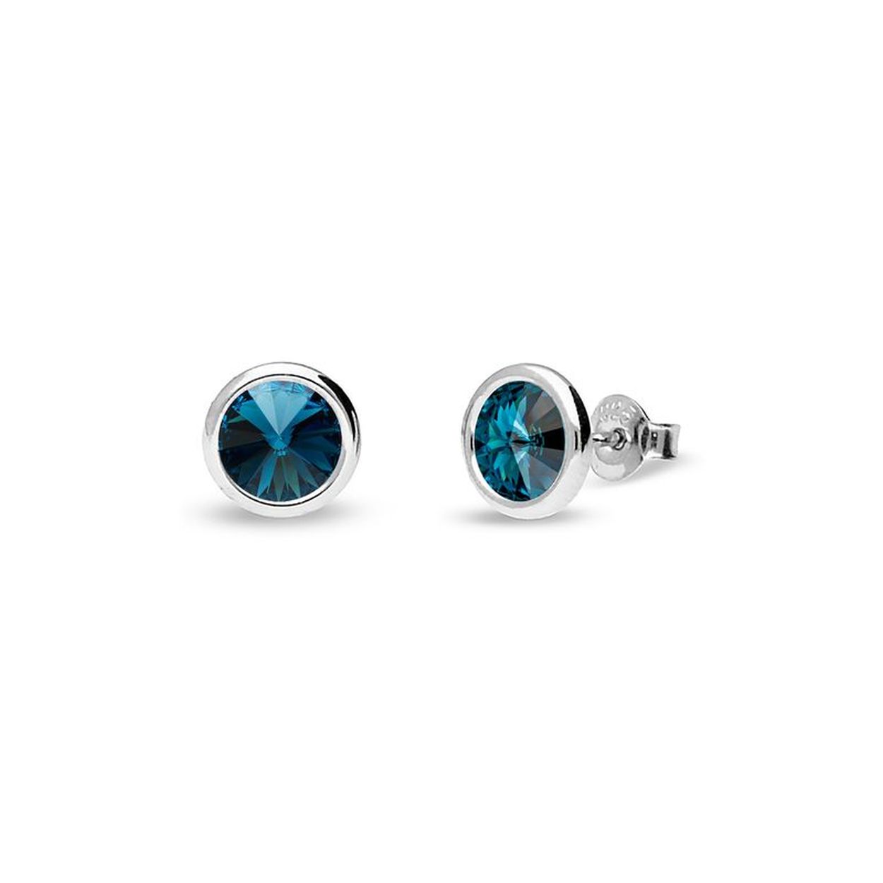 Maak je looks compleet met deze prachtige Montana Studs Oorbellen van SPARK Jewelry voor dames. De artikelcode is KR1122SS29M.
