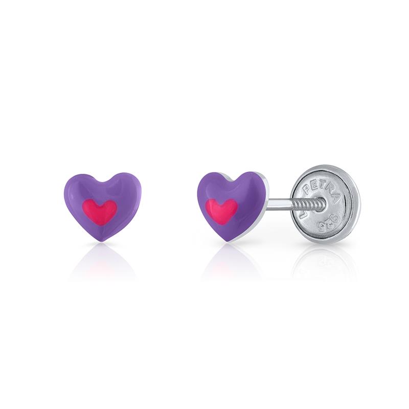 Deze oorknopjes van Lapetra met hartjes maken van elke outfit een feestje! De oorbellen bestaan uit paars en roze emaille en hebben een handige schroefsluiting. Leuk om te geven maar natuurlijk ook om cadeau te krijgen, toch?

Lapetra kindersieraden
Lapetra is het nieuwste handgemaakte, zilver gerhodineerde sieradenmerk voor jonge meiden. De opvallende oorknopjes met unieke designs zijn voorzien van een schroefsluiting; deze draait stevig vast. Hierdoor verliezen ze de oorknopjes niet en kunnen ze deze zelfs comfortabel inhouden bij het slapen. Bij alle sieraden ontvang je een metalen blikje: een feestje om te geven én te krijgen!

Specificaties
  - LPOS0051
  - oorknopjes
  - 925 sterling zilver
  - Afmeting: 0,5 x 0,5 cm