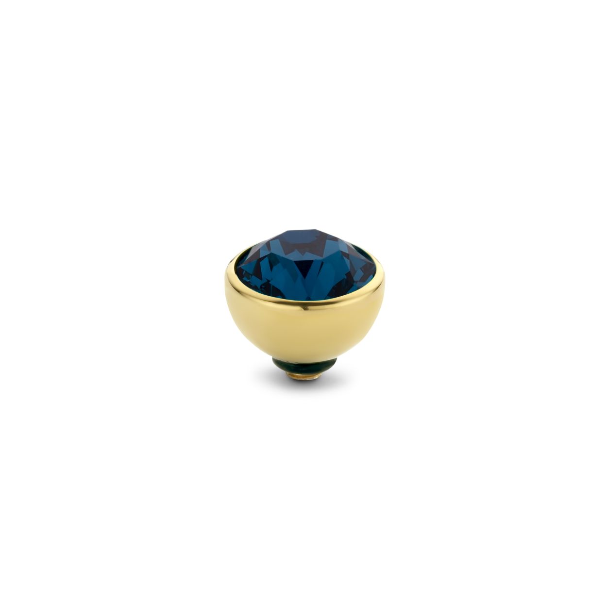 Het Melano Twisted Basic CZ steentje is ons bekende basis steentje van 6 mm. Met dit tijdloze steentje zit je áltijd goed en je hebt de keuze uit alle kleuren van de regenboog (en zelfs meer)!