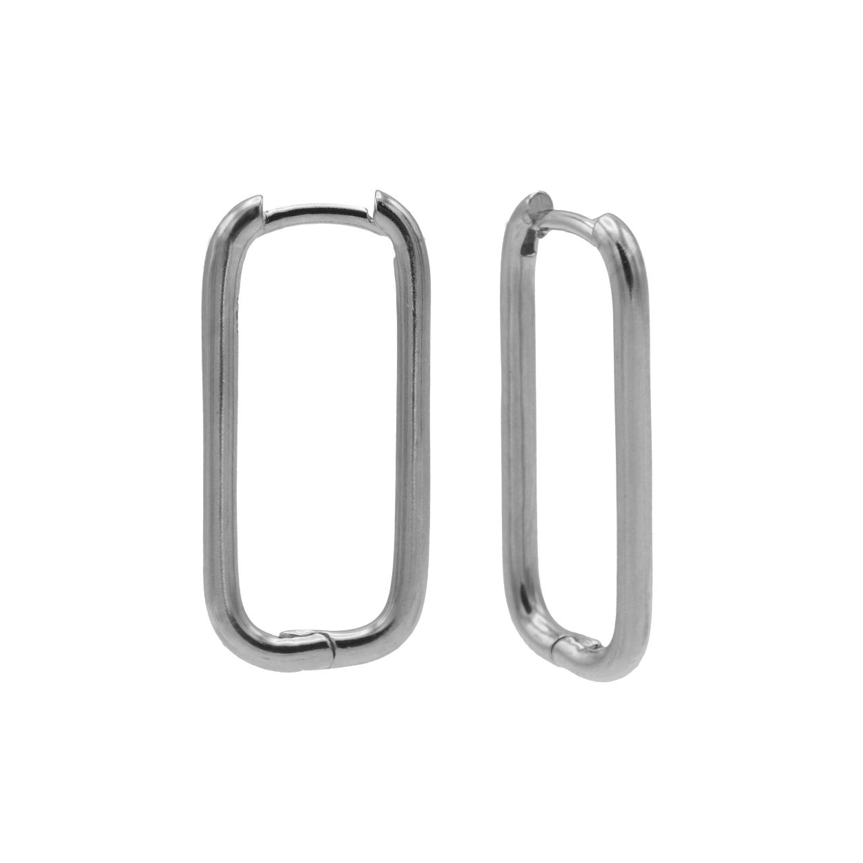 Deze hoop oorbel is 12MM breed en 24MM lang.