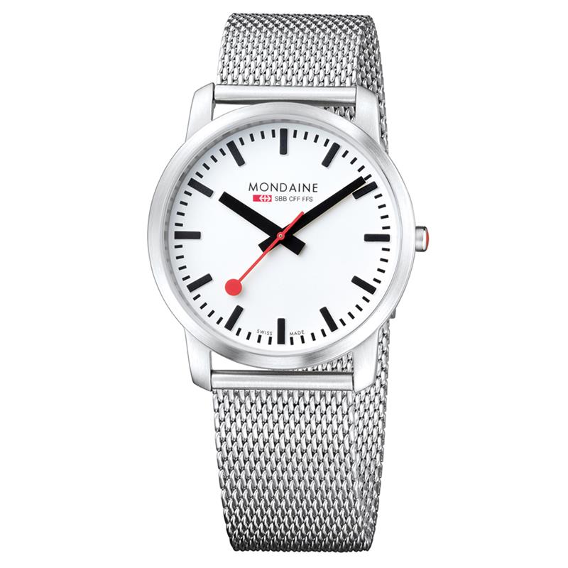 Mondaine M638.30350.16SBZ Horloge - Elegant - Mesh - 41mm
Dit unieke Mondaine horloge met nummer: M638.30350.16SBZ uit de Elegant serie heeft een elegant uiterlijk. Op de witte wijzerplaat is de uursaanduiding met strepen duidelijk zichtbaar en als blikvanger draait de rode secondewijzer sierlijk in het rond, net als de wel bekende stationsklok. Aan het stalen ronde kastje zit een zilverkleurige milanese band met een druksluiting. Het horloge is Swiss Made, heeft een saffierglas, een doorsnee van 41mm en is 3ATM. 

Het Merk:
The Official Swiss Railway Watch. Gebaseerd op de officiele stationsklok van de Zwitserse spoorwegen, is 30 jaar geleden de horlogelijn onder het merk Mondaine opgezet. Zwitserse kwaliteitsuurwerken, net zo punctueel als de Zwitserse treinen. Een echte design klassieker met een unieke wijzerplaat en de wereldberoemde rode secondewijzer met bolletje. Herkenbaar uit duizenden.

Specificaties:
- Saffierglas
- Witte wijzerplaat
- Milanese band
- Swiss Made
- 3ATM (Regen- & spatwaterdicht)
- AÃ 41mm
