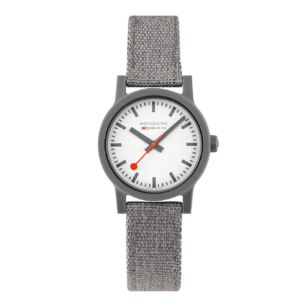 Mondaine - MS1.32110.LU - Essence
Mondaine combineert design met duurzaamheid. De essence collectie is ontwikkeld met milieuvriendelijke materialen; Ricinusolie voor de horlogekast, rubber voor de horlogeband en gerecyclede PET-flessen voor 
horlogebanden en verpakking. Maar liefst 71% van het horloge is geproduceerd met behulp van gerecyclede materialen. Dit horloge uit de essence collectie met grijze band zorgt voor een frisse en elegante look.