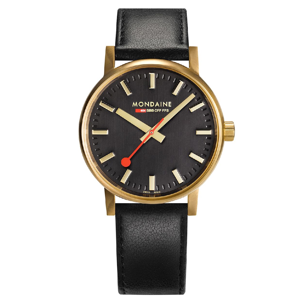 Mondaine MSE.40122.LB Evo2 Horloge - Leer - Zwart - 40mm

Op zoek naar een minimalistisch en stijlvol horloge? Met de MSE.40122.LB uit de evo2 collectie van Mondaine zit je goed! De elegante horlogekast is gemaakt van goudkleurig geborsteld roestvrijstaal en heeft een kastdiameter van 40mm. De iconische SBB-wijzerplaat heeft een zwart geborstelde update gekregen met een glans die de goudkleurige index en wijzers extra accentueert. Dit luxe accessoire heeft een zwarte leren horlogeband en beschikt over saffierglas. 

Evo2 collectie
De evo2 collectie is de evolutie van de klassieke Bauhaus-stijl van de officiele Zwitserse stationsklok. Door de vloeiende organische vormen gaat de afgeronde kast nagenoeg naadloos over in het achterdeksel. Hierdoor ontstaat een hoog draagcomfort. Het saffierglas beschermt de iconische en goed afleesbare wijzerplaat. 

