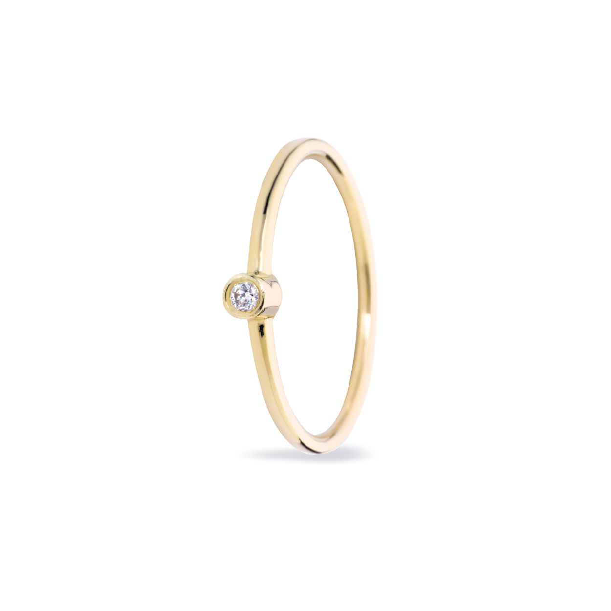 14 kt gouden ring met diamant: 0,03 ct uit de 'Button' collectie van Miss Spring.
Maat: 54 (ook verkrijgbaar in andere maten)
