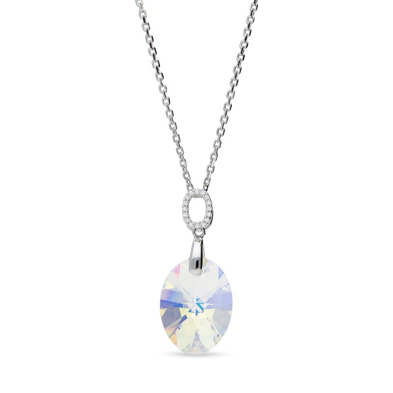 Deze Ribes Rubrum ketting is afkomstig van het merk Spark Jewelry. Deze ketting bestaat uit meerdere kleine schakels die allemaal zijn gemaakt van 925 sterling zilver, de allerbeste kwaliteit zilver, en sluiten allemaal mooi op elkaar aan. Hierdoor vormen ze samen een stijlvol geheel dat mooi samengaat met de beeldschone hanger aan de voorkant. Deze hanger bestaat uit een opengewerkt ovaaltje dat volledig bezet is met meerdere kristallen. Daaronder hangt een ovaalvormig lichtblauw "Man made Crystal" dat mooi glinstert. Aan de achterkant is de ketting voorzien van een handige karabijnsluiting, waardoor u deze ketting gemakkelijk om- en afdoet. Spark Jewelry staat garant voor de mooiste sieraden die gebruik maken van de schitterende "Man made Crystals" 