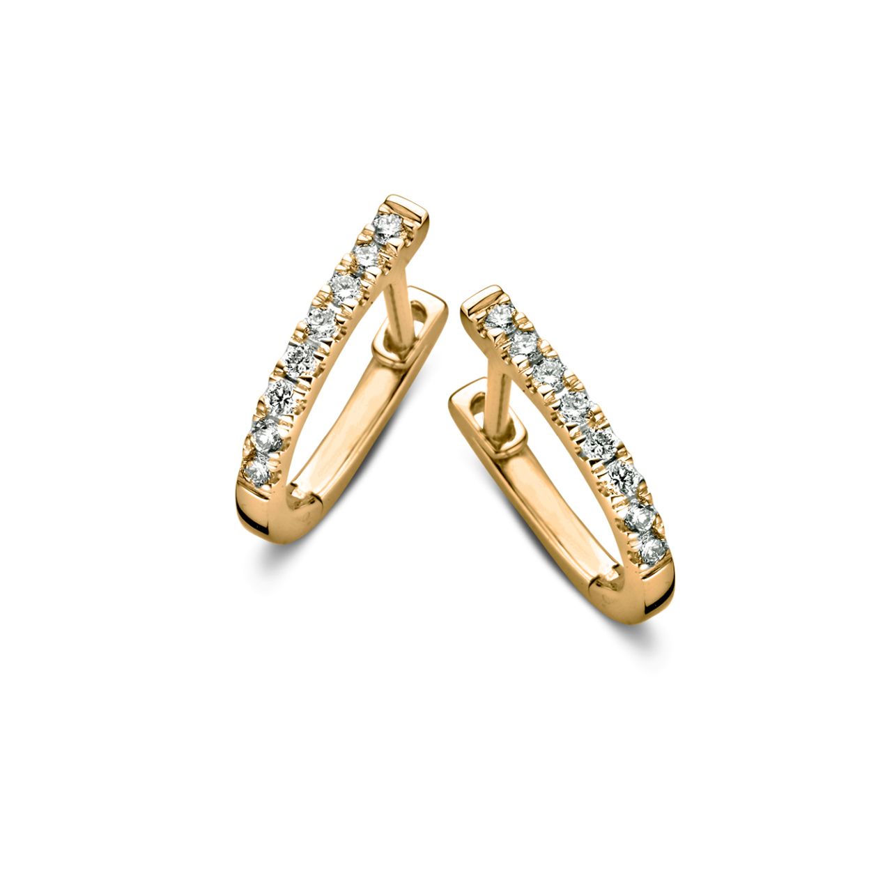 18 Karaat wit geelgouden Aurore oorringen met 0.20 crt Lab-Grown Diamonds. Model Millie.
Millie is een prachtige serie met diamanten in fonkelende pavézetting. De Millie oorbellen hebben tegelijk een tijdloze en elegante uitstraling. Kies zelf de gewenste steengrootte van jouw diamant. De stijlvolle Millie oorringen zijn in verschillende maten beschikbaar.
De Millie oorringen hebben een scharnier en stevig klapsysteem, waardoor ze extra stevig zullen sluiten. 
De Millie collectie bevat naast oorbellen, ook prachtige (aanschuif)ringen. Een topcollectie om eindeloos mee te combineren!
