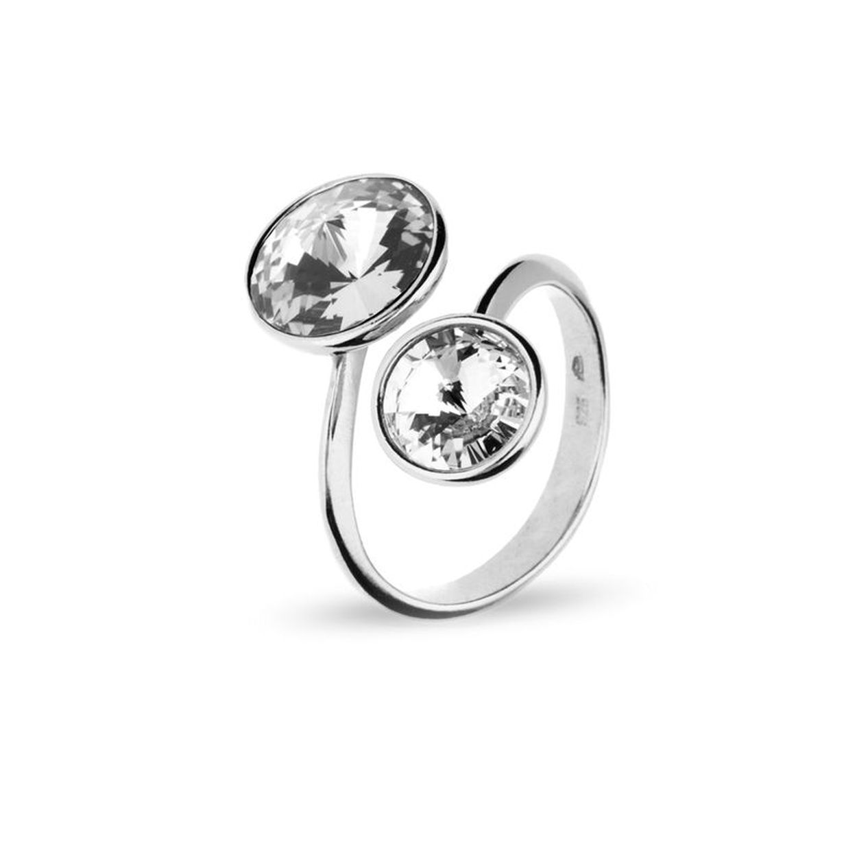 Maak je looks compleet met deze prachtige kristal ring van SPARK Jewelry voor dames. De artikelcode is PR1122CC.
