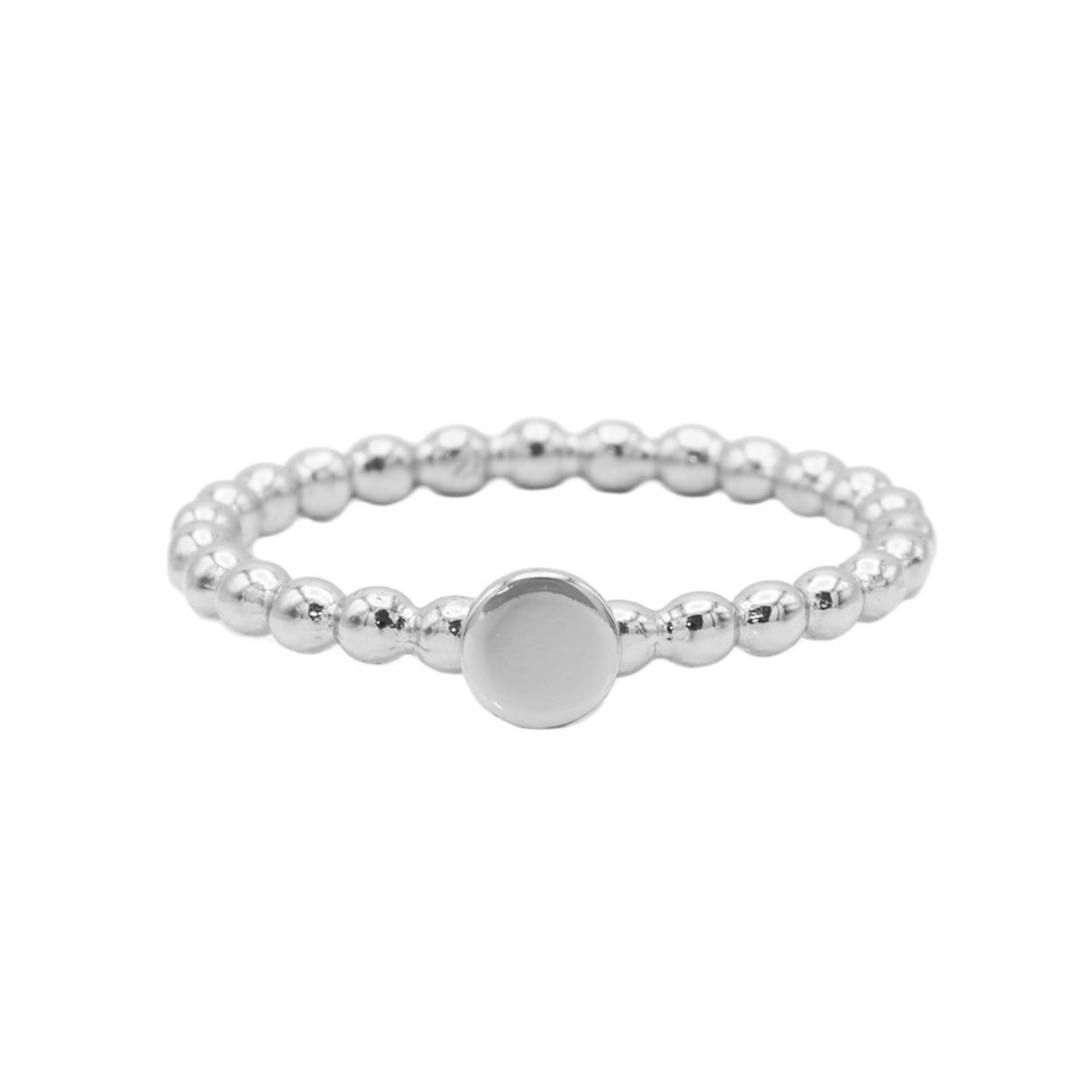 Dit is een ring van het merk Karma.