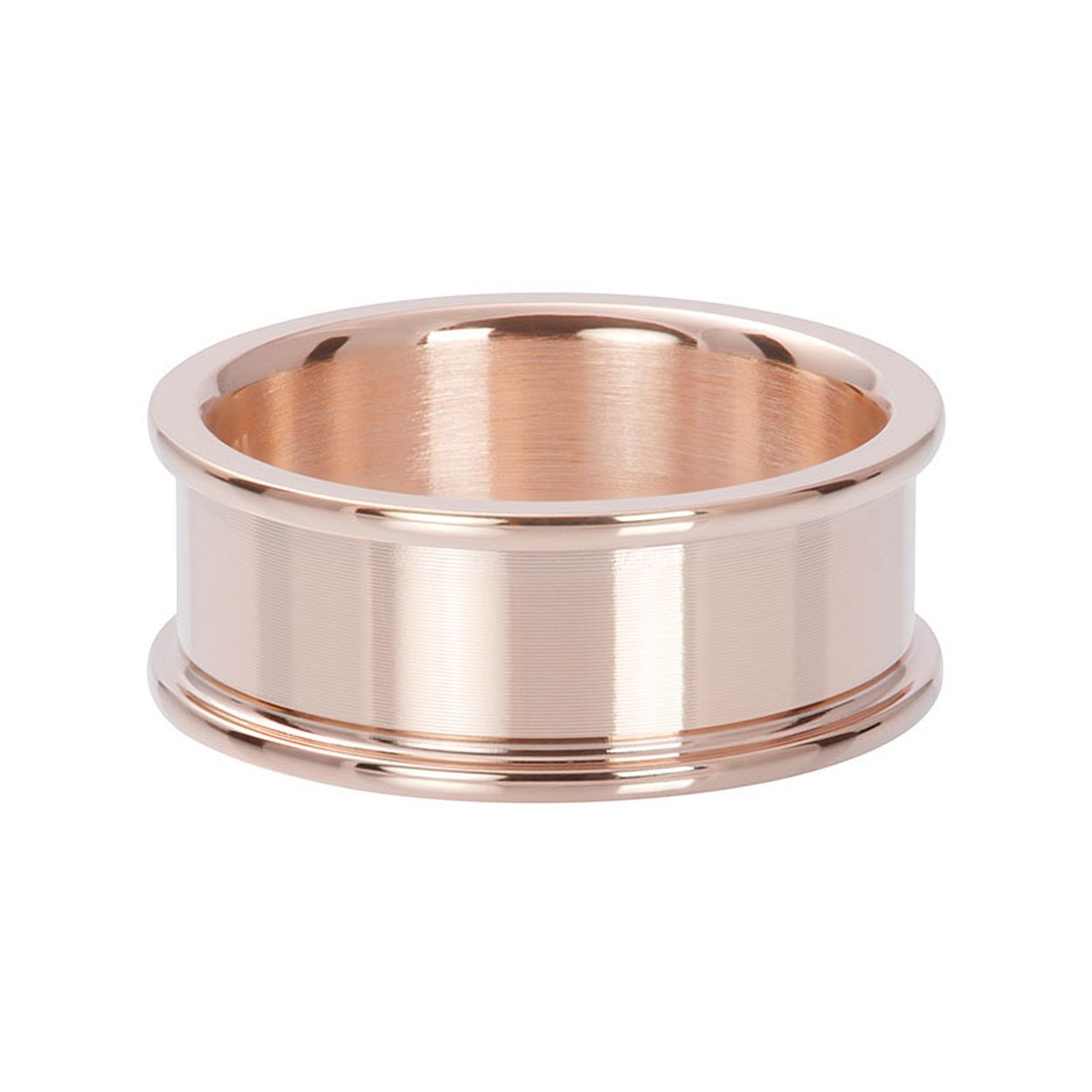 De iXXXi basis ring is gemaakt van stainless steel.
\nOm de iXXXi basis ring compleet te maken behoor je deze te vullen met minimaal 6 mm aan iXXXi vulringen, voorkeur voor een extra 1mm vulring om te zorgen dat de vulringen niet rond draaien in de basisring.
\n
\nDit is het smalste model van de serie basisringen. Totale breedte is 8 mm. Deze vul je met 6 - 7 mm aan vulringen. Hoe dat stel je zelf samen. Vind je dit moeilijk? Kom langs bij ons in de winkel voor persoonlijk advies of gebruik de iXXXi ring generator op onze site onder de link iXXXi. Met deze generator kun je alvast een sneak preview krijgen hoe je ring eruit komt te zien. LET OP! de basisringen van iXXXi draag je veelal een halve maat tot een maat groter dan een smallere ring.
\n
\nAdvies: doe met handen wassen, douchen, slapen en sporten je ringen af. Je hebt er zo veel langer plezier van!