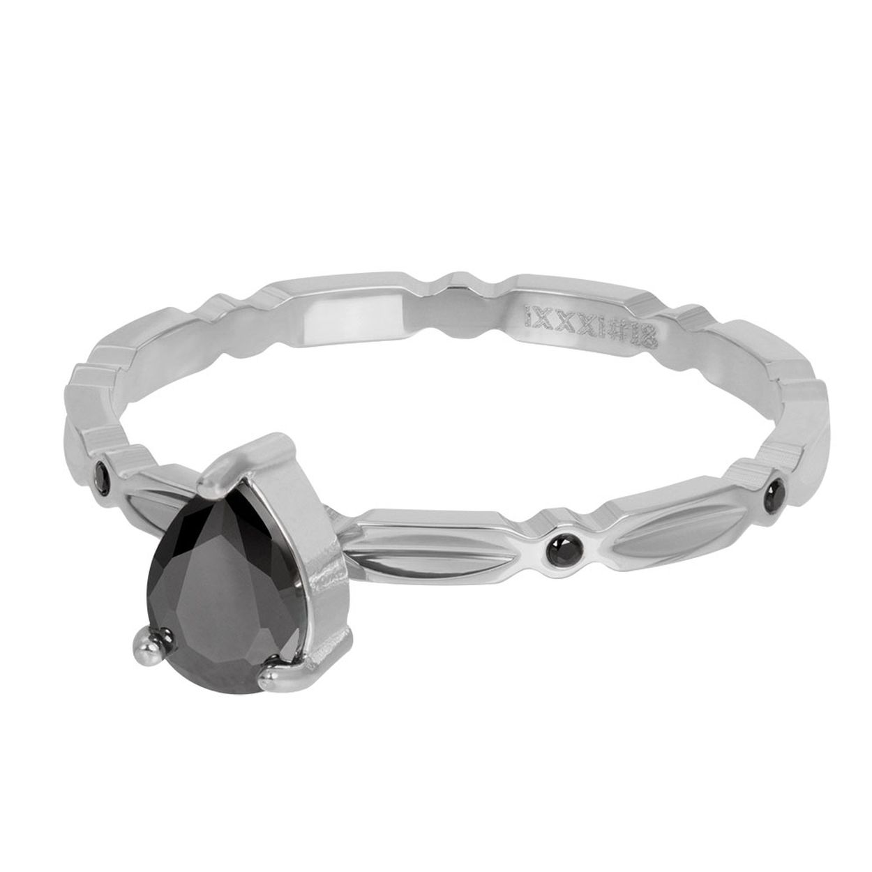 Dit is een zilverkleurige ring in maat 20 uit de collectie Desire