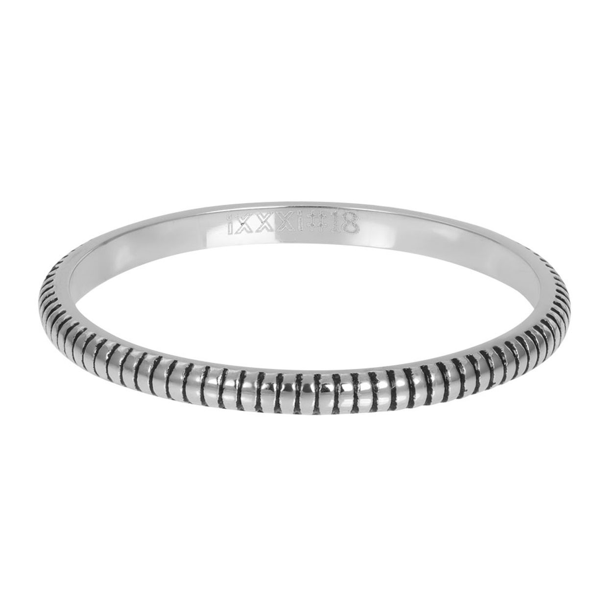 Dit is een zilverkleurige ring in maat 18 uit de collectie Karma