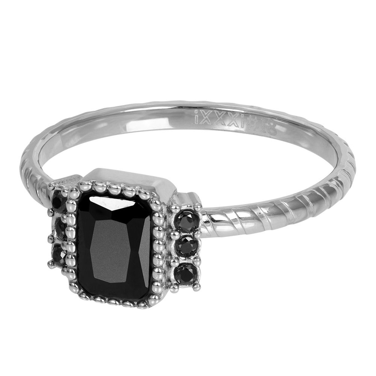 Dit is een zilverkleurige ring in maat 17 uit de collectie Miracle