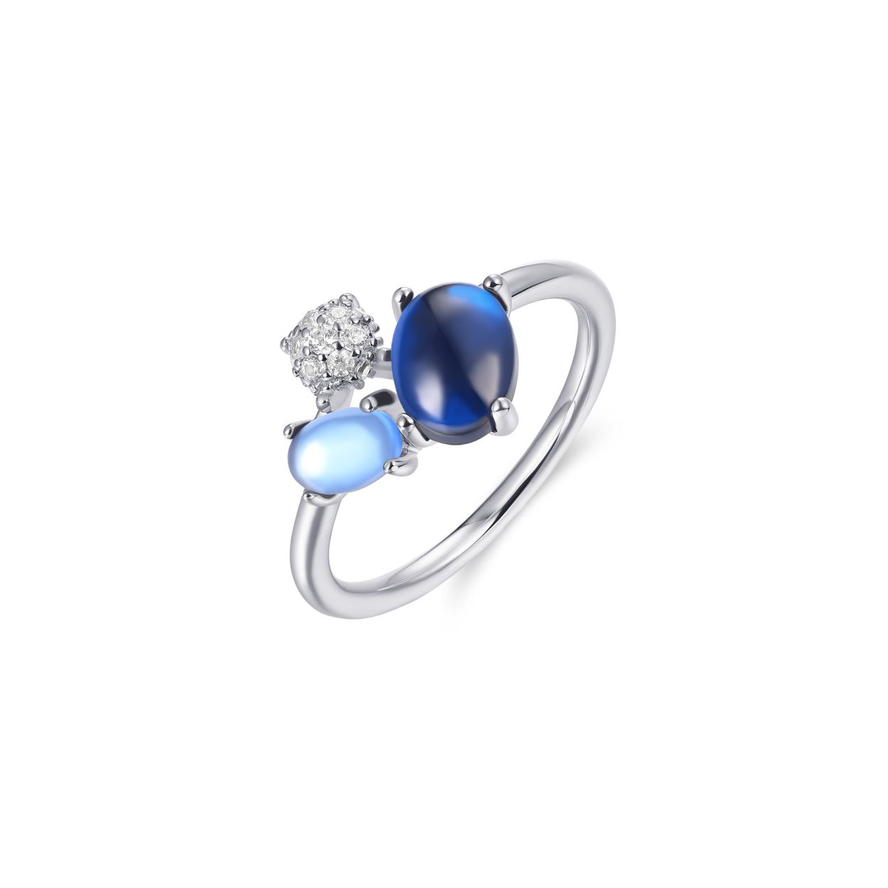 Statement ring with cabuchon stones
