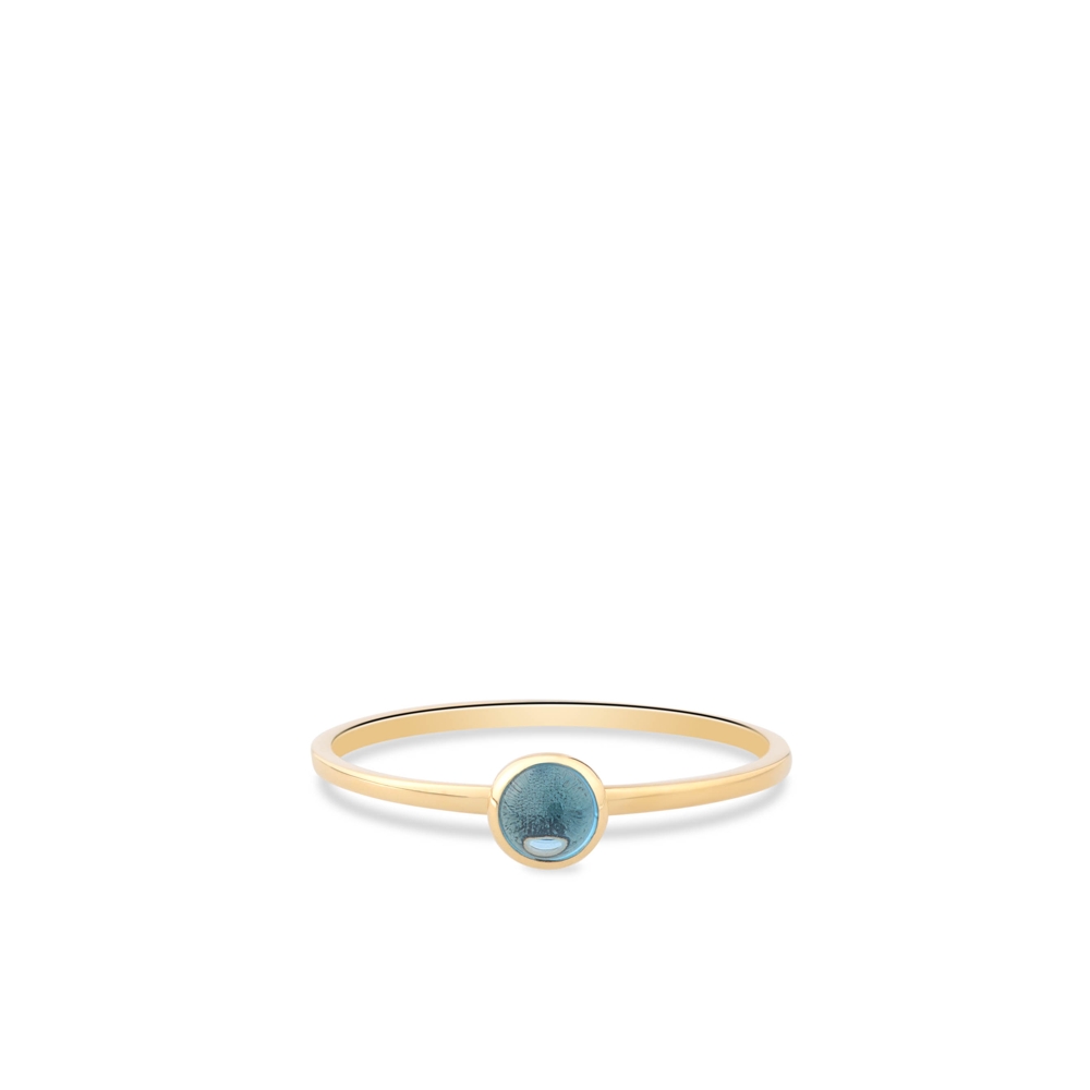 Dit is een ring van het merk Swing Jewels. De kleur van het sieraad is geelgoud. Dit sieraad bevat de edelsteen: zirconia. De kleur van deze edelsteen is: lichtblauw.