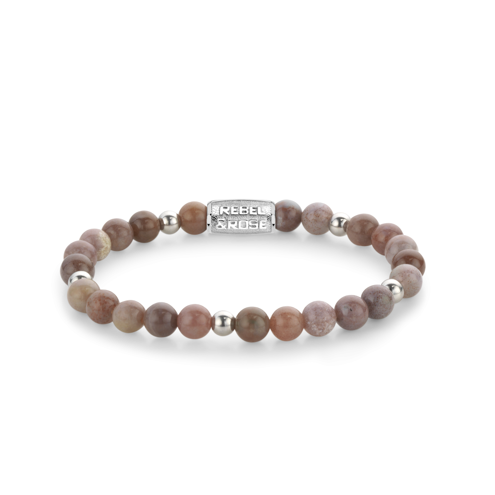 Armband van het merk Rebel & Rose. De armband heeft een hoogwaardige elastische stretch koord, met 6mm van Agaat.