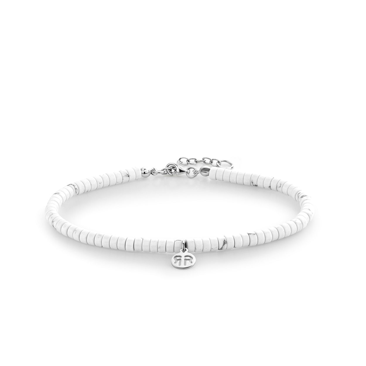 Deze enkelbandje is van het merk Rebel & Rose. Het is een damessieraad. De enkelbandje is wit van kleur.