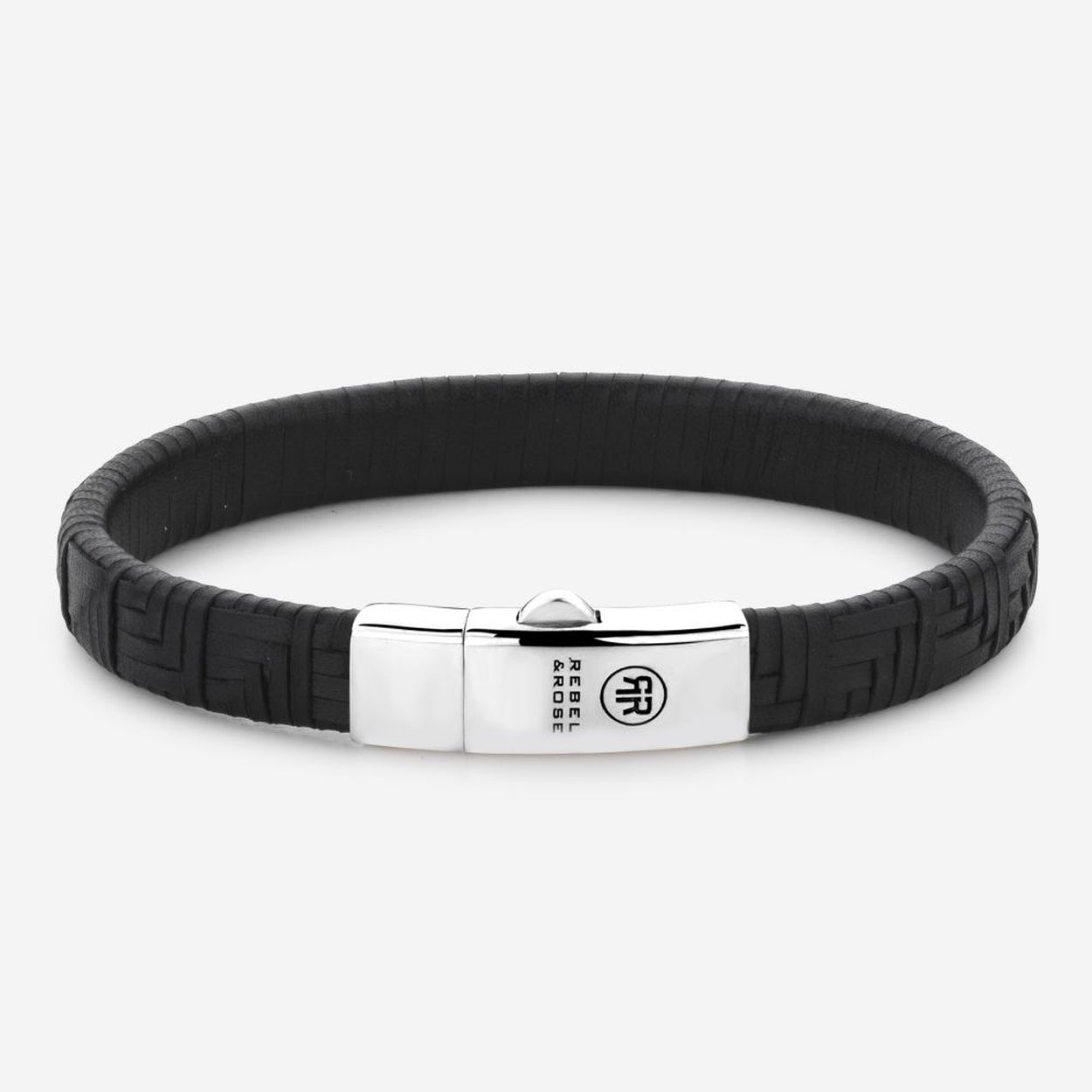 Leren armband van het merk Rebel & Rose. De armband is handmade op Bali met de mooiste leer-soorten en een Sterling Zilveren sluiting (925).