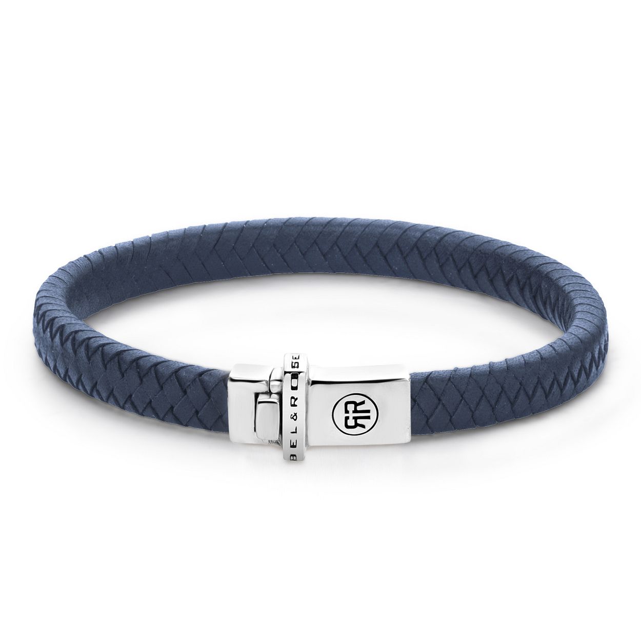 Dit is een herenarmband van het merk Rebel & Rose. De kleur van dit sieraad is: blauw. De maat van dit sieraad is L+ (20 cm).