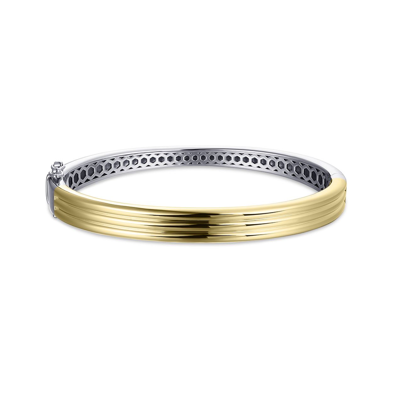 Deze bedel is van het merk Gisser. Het is een damessieraad gemaakt van zilver. De bedel is zilver van kleur.