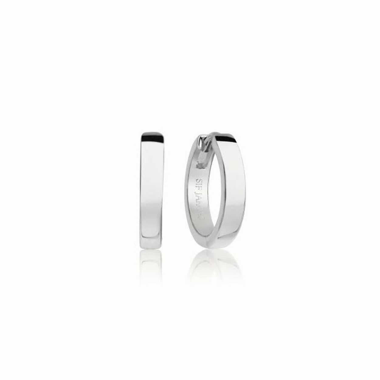 Zilveren oorringen van Sif Jakobs uit de collectie 'Ellera'
11 mm diameter
2mm dik
Ook verkrijgbaar in andere groottes en uitvoeringen.
Perfect te combineren met de Sif Jakobs oorbedels. 