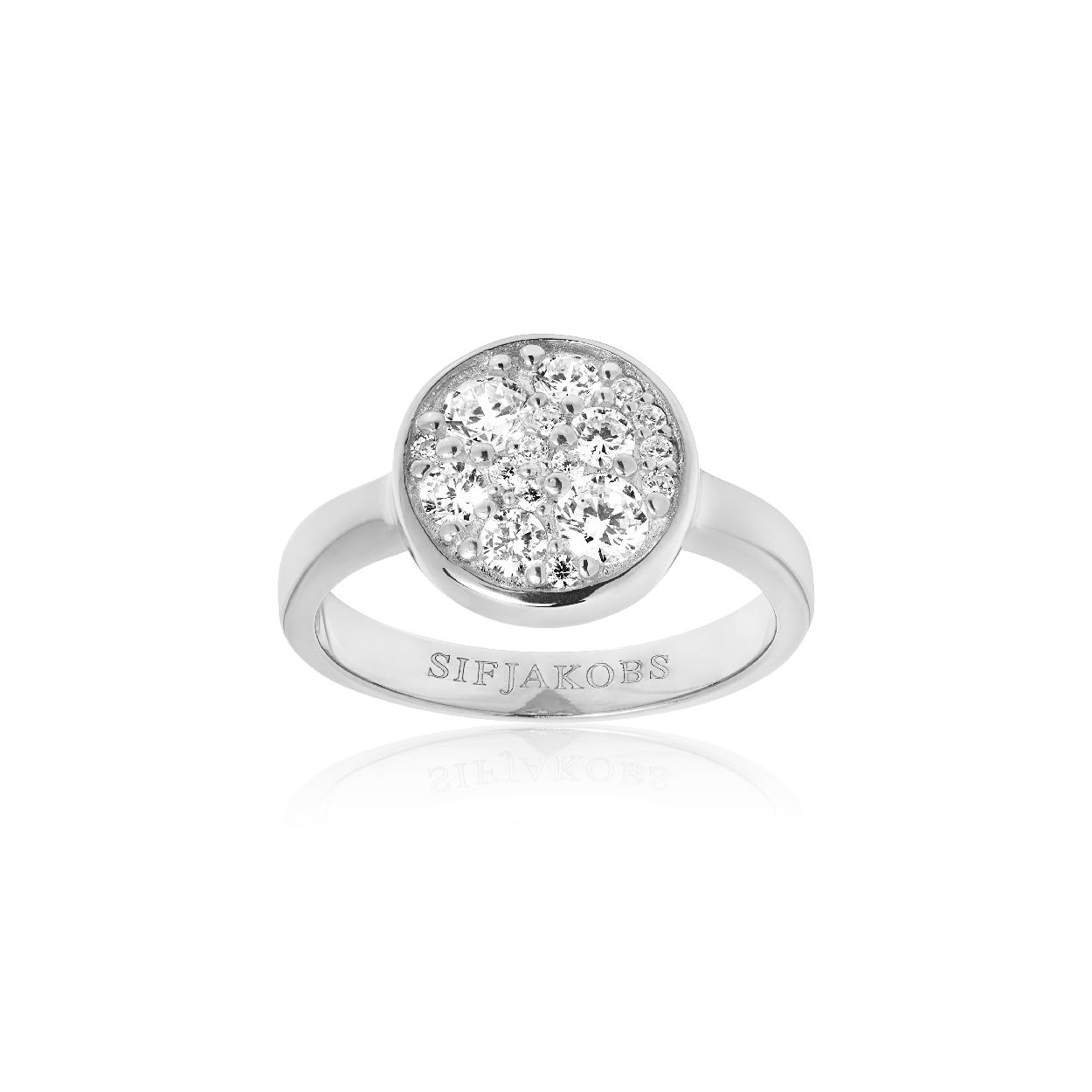 Deze ring is van het merk Sif Jakobs. De kleur van het sieraad is zilver. Dit sieraad bevat de edelsteen: zirconia. De kleur van deze edelsteen is: wit.