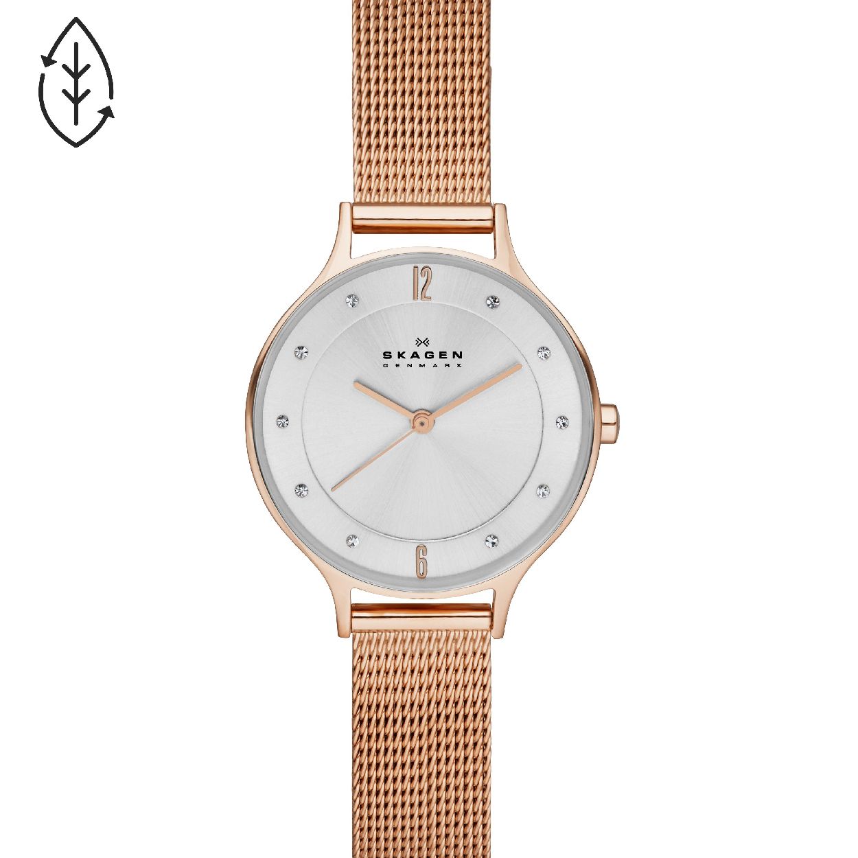 Dit dameshorloge is van het merk Skagen. Het is een  horloge met een band gemaakt van edelstaal . De diameter van de kast is 30 mm.
De verdere specificaties van het horloge zijn als volgt:
Bandbreedte (mm): 12
Kastmateriaal: edelstaal
Techniek: quartz