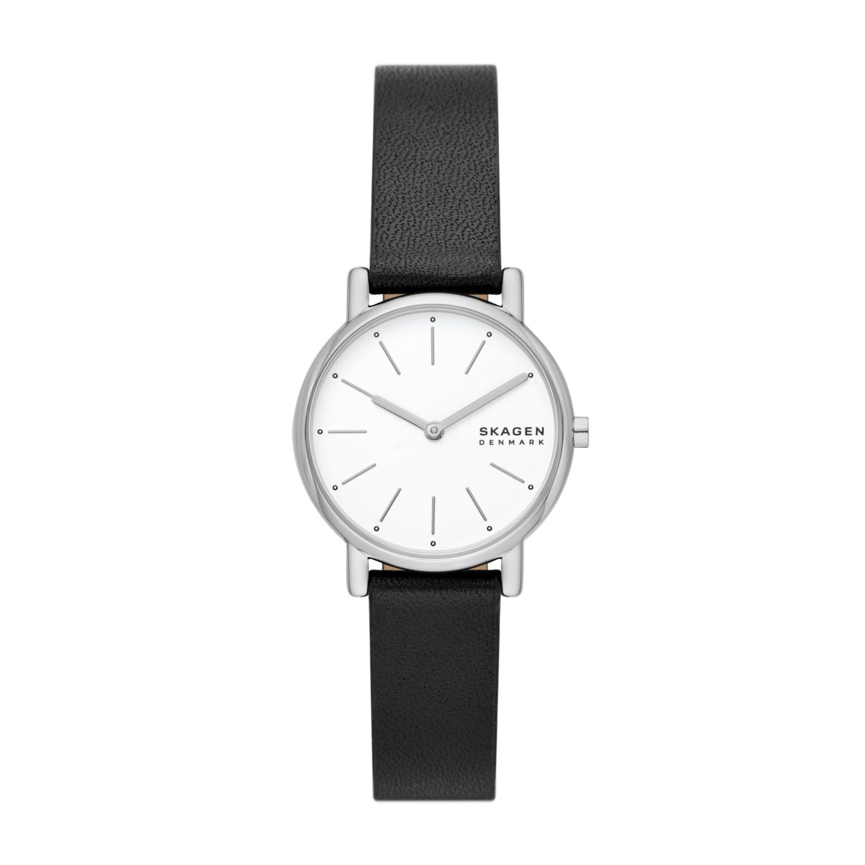 Deze Signatur Lille van 30�mm heeft een witte matte wijzerplaat, uurwerk met twee wijzers en een zwart leren bandje. Het horlogebandje is verwisselbaar.