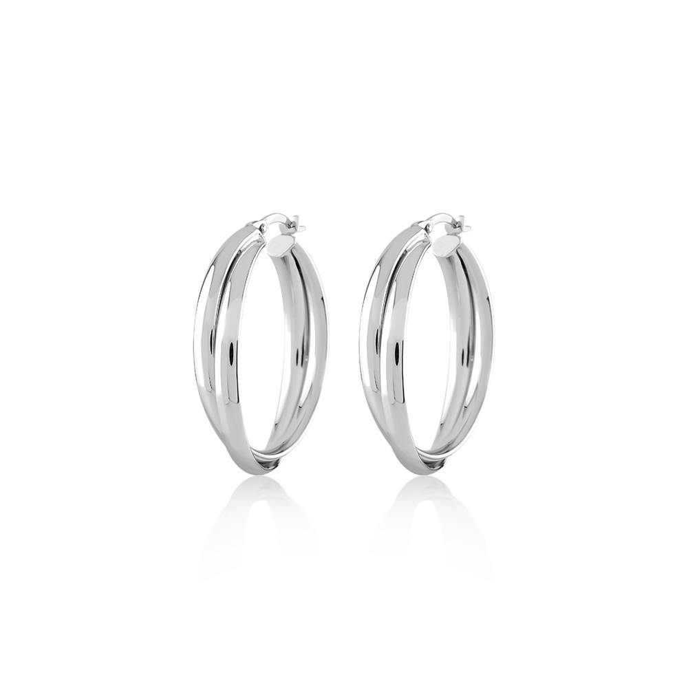 Dit zijn oorbellen van het merk Swing Jewels gemaakt voor dames.