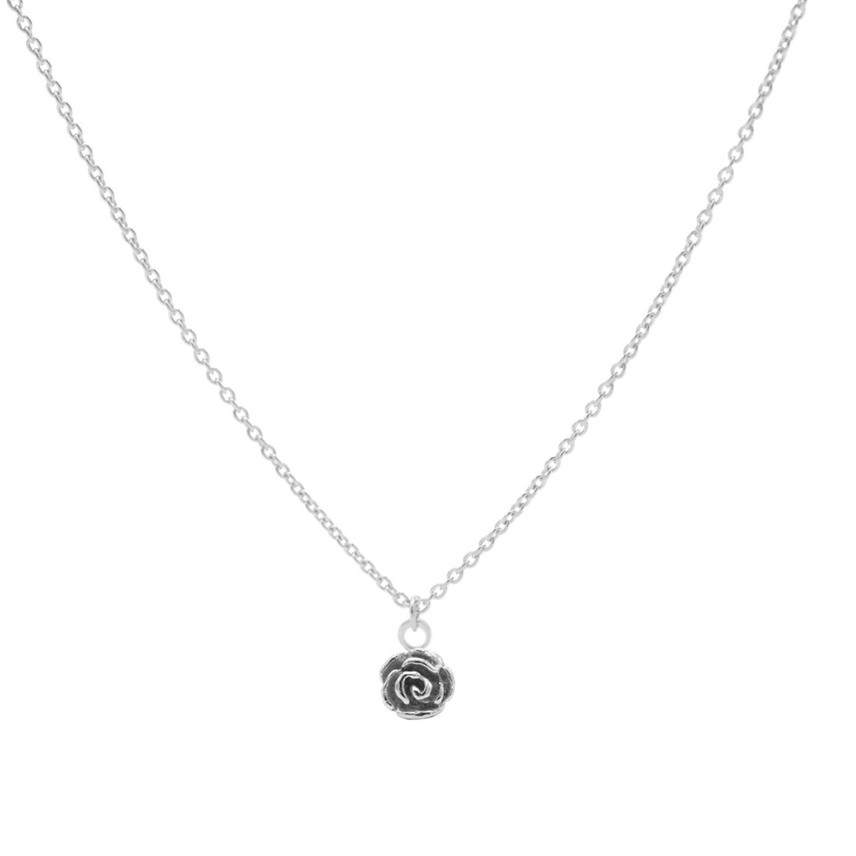 Karma Necklace Flower Rose - Silver

Dit is een prachtig collier van het merk Karma. De lengte is: 40-47 cm

SKU	                T233
Kleur	                Zilver
Materiaal	        Zilver 925 Sterling
Lengte Ketting	40-47 cm
Merk	                Karma Jewelry

Yes! Deze fijne 925 sterling zilveren ketting van Karma met een roos mag niet ontbreken in jouw sieraden collectie! Deze echt zilveren Karma kettinkjes zijn een grote trend! Het kettinkje heeft een lengte van 40cm en kan met 7cm worden verlengd. De totale lengte van het kettinkje is dus 47cm. Deze prachtige Karma ketting heeft een roos aan de voorkant van het kettinkje hangen en is gemaakt van 925 sterling zilver en kan dus niet verkleuren. Maak je necklace party nog groter door ze te combineren met de andere kettingen van verschillende lengtes.