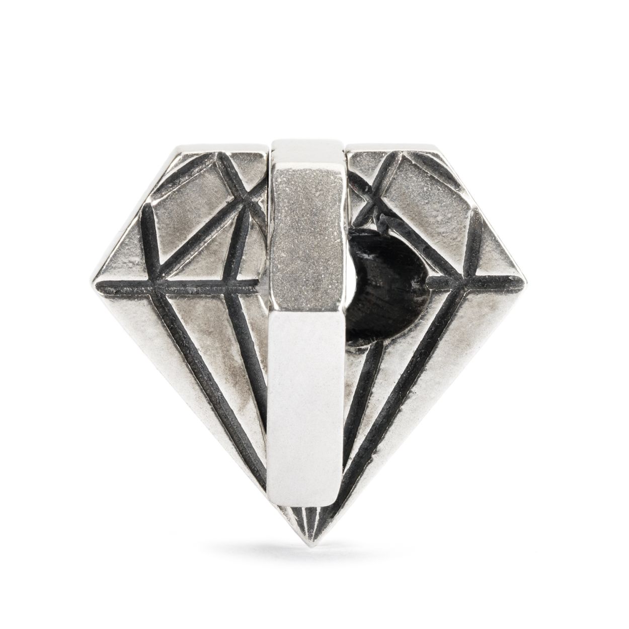 Ruwe diamant: Trollbeads bedel Ruwe diamant. Elk pril begin heeft scherpe kantjes - ware schoonheid schittert binnenin. (Tip: Deze kraal niet direct naast het slot plaatsen plaats een stopper en/of kraal voor deze kraal)