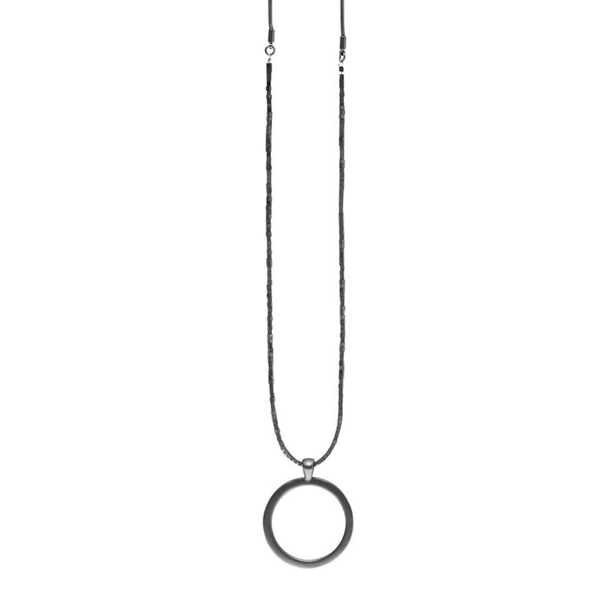 Deze Ketting van het merk Dansk heeft de kleur Antraciet. Dansk Taylor Ring Necklace Hematite Plating