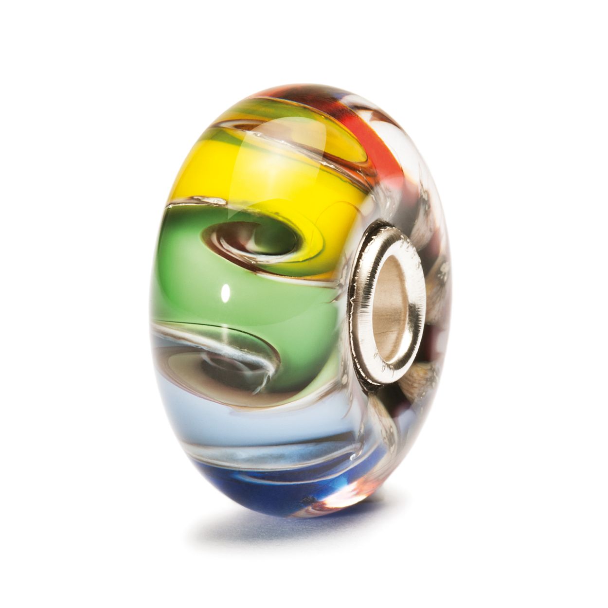 Chakrakleuren: Deze glaskraal combineert de 7 chakrakleuren ineen. De verschillende energiestromen zijn in elkaar verstrengeld, dus dat geeft je altijd de kleur en de energie die je nodig hebt. (People's bead 2012)
