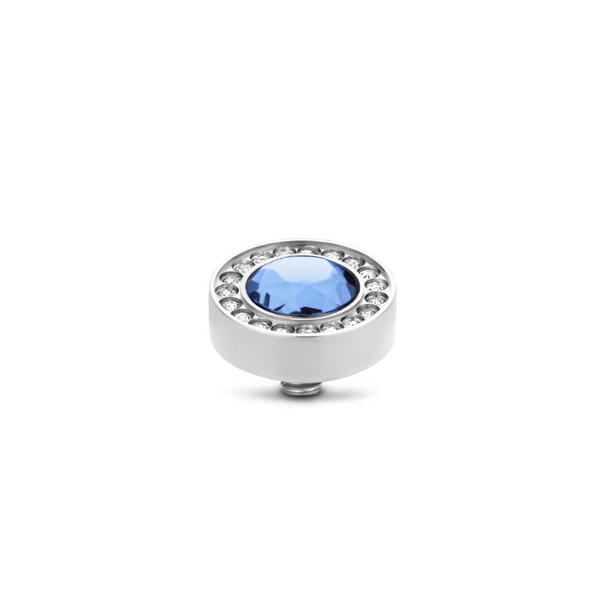Het Melano Twisted Halo CZ steentje heeft een ronde vorm en is voorzien van kleine Zirkonia steentjes. Dit zorgt voor een extra shiny en stijlvolle look. Dit steentje past alleen op de sieraden van de Twisted collectie. De breedte is 10 cm.
Levertijd: 1-4 werkdagen