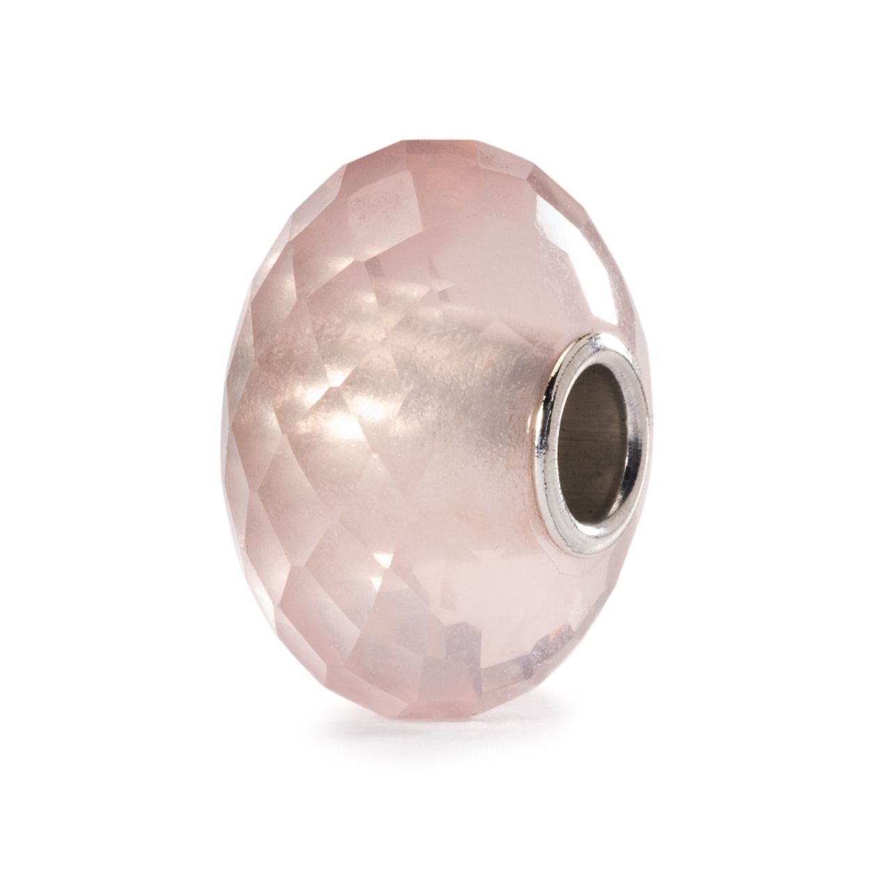 Trollbeads Rozenkwarts: Rozenkwarts is een steen voor het hart. Biedt bescherming en rust en verwijdert alle negatieve energie uit het lichaam. Rozenkwarts zou als schild dienen tegen schadelijke straling, brengt de emoties in balans en opent het hart.
