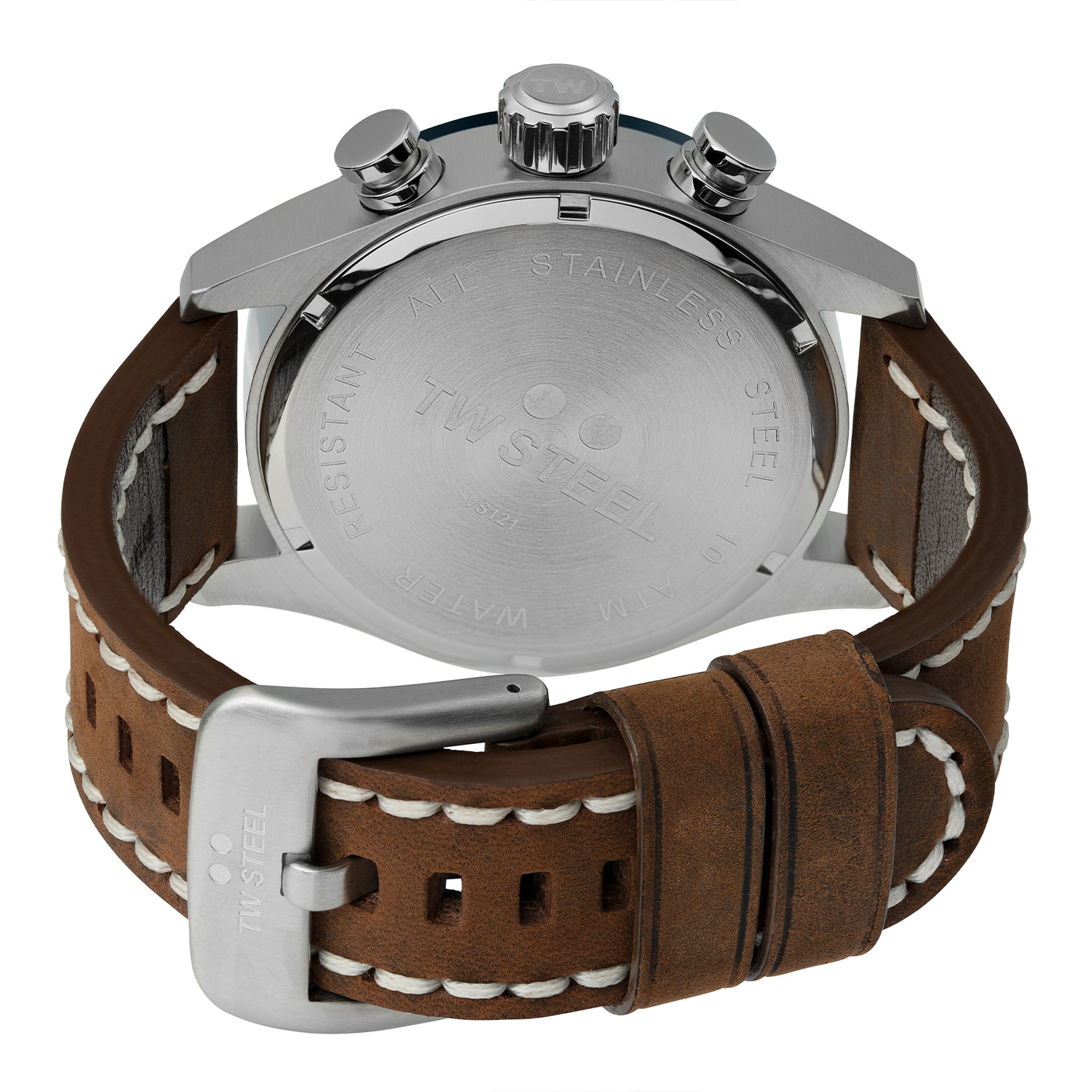 TW Steel TWVS121 Volante Steel Chrono Bruin Leer 48mm
Deze TW steel uit de Volante serie met nr TWVS121 heeft een zilverkleurige stalen horlogekast van 48mm met een blauwe wijzerplaat met chronograaf en een datum. De uursaanduiding en de wijzers zijn opvallend door de lumibrite accenten. Het stijlvolle herenhorloge heeft een gehard mineraalglas, een zwarte bezel met daarop een tachymeter en een bewerkte schroefkroon. Aan de kast zit een bruine leren band met een stalen gespsluiting. Het horloge heeft wereldwijde garantie van 2 jaar en is 10 ATM. Een sportief model.

Het Merk:
TW Steel is een Nederlands horlogemerk. Groot in visie en ongeëvenaard in stijl. Sinds onze oprichting in 2005 geven wij tijd een nieuwe dimensie. Met karakteristieke designs stappen wij af van de gebaande paden.
Ons bereik is wereldwijd, of het nu zakelijk, casual of sportief is, bij de horloge collectie van TW Steel gaat het om kwaliteit en precisie. Een horloge dat je persoonlijkheid onderstreept is altijd binnen handbereik. Vorm en functie gaan samen in onze horloges van Zwitserse top kwaliteit. De kunst om je te onderscheiden vergt zelfvertrouwen en lef.
TW Steel is niet zomaar een horloge, TW Steel is een statement.

Specificaties:
- Stalen horloge kast 48mm
- Blauwe wijzerplaat
- Bruine leren band
- Gehard mineraalglas
- Schroefkroon
- 10 ATM