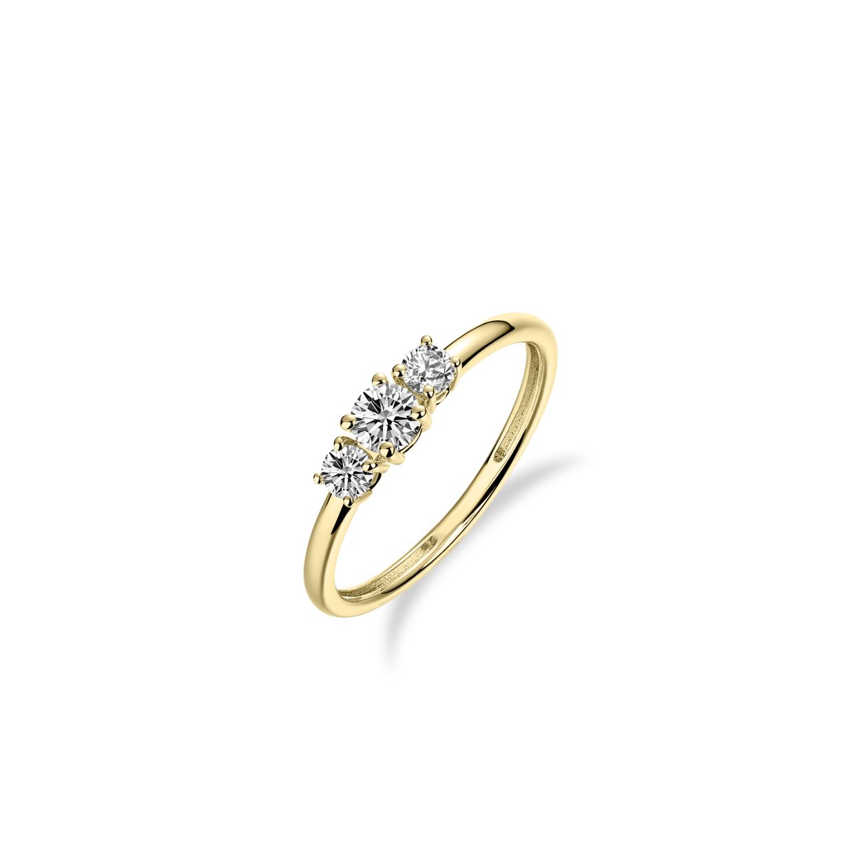 Ring uit de Daily Essentials collectie van Gisser Jewels gemaakt van 14 Karaat Geel Goud. De ringmaat is 52 en de ringbreedte is 1,8  - 3 - 4- 3 mm .