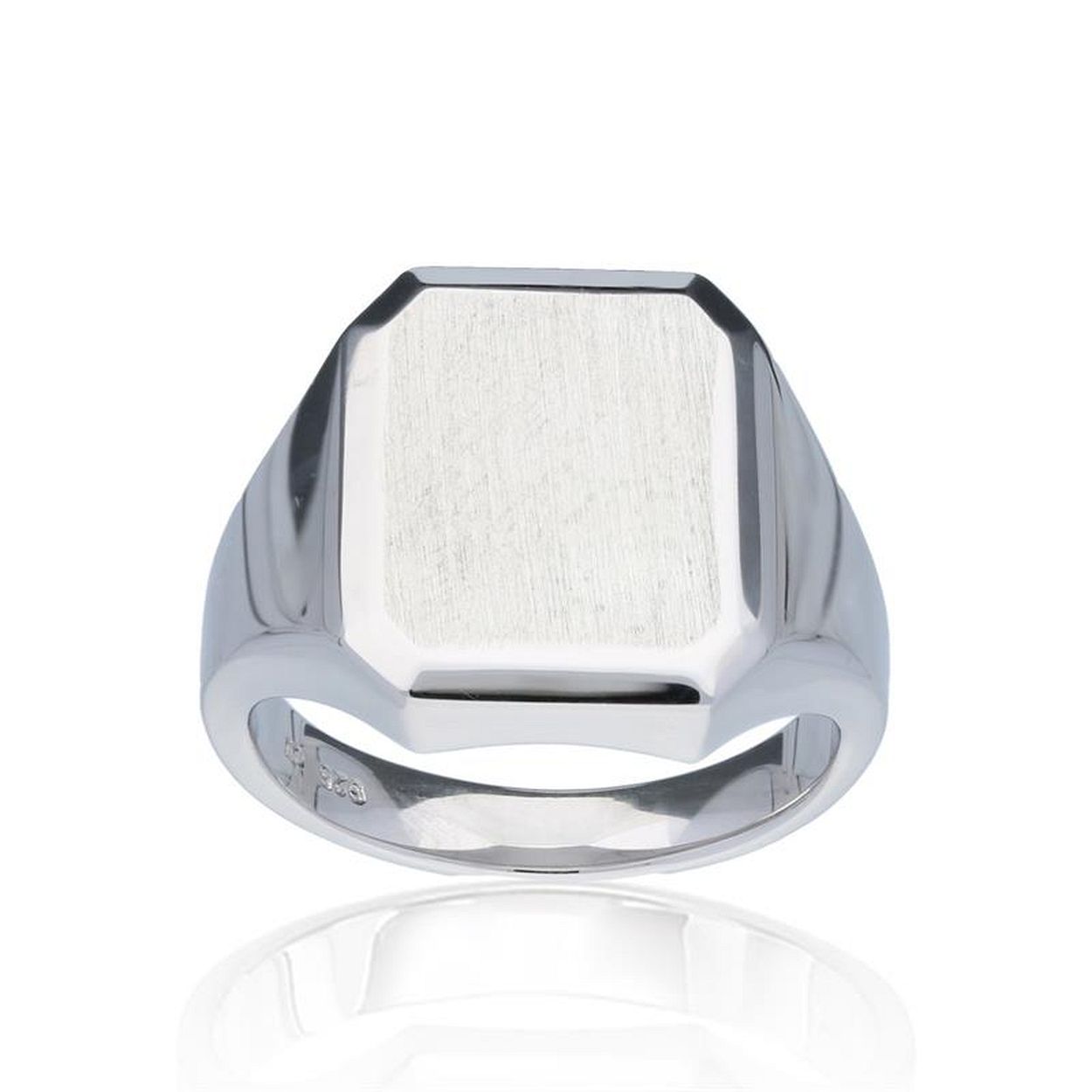Dit is een ring van het merk GLOW