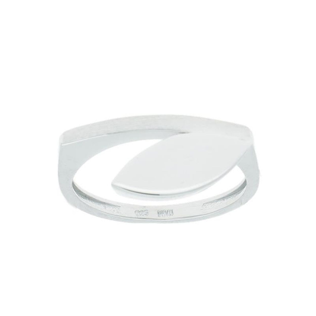 Dit is een ring van het merk GLOW