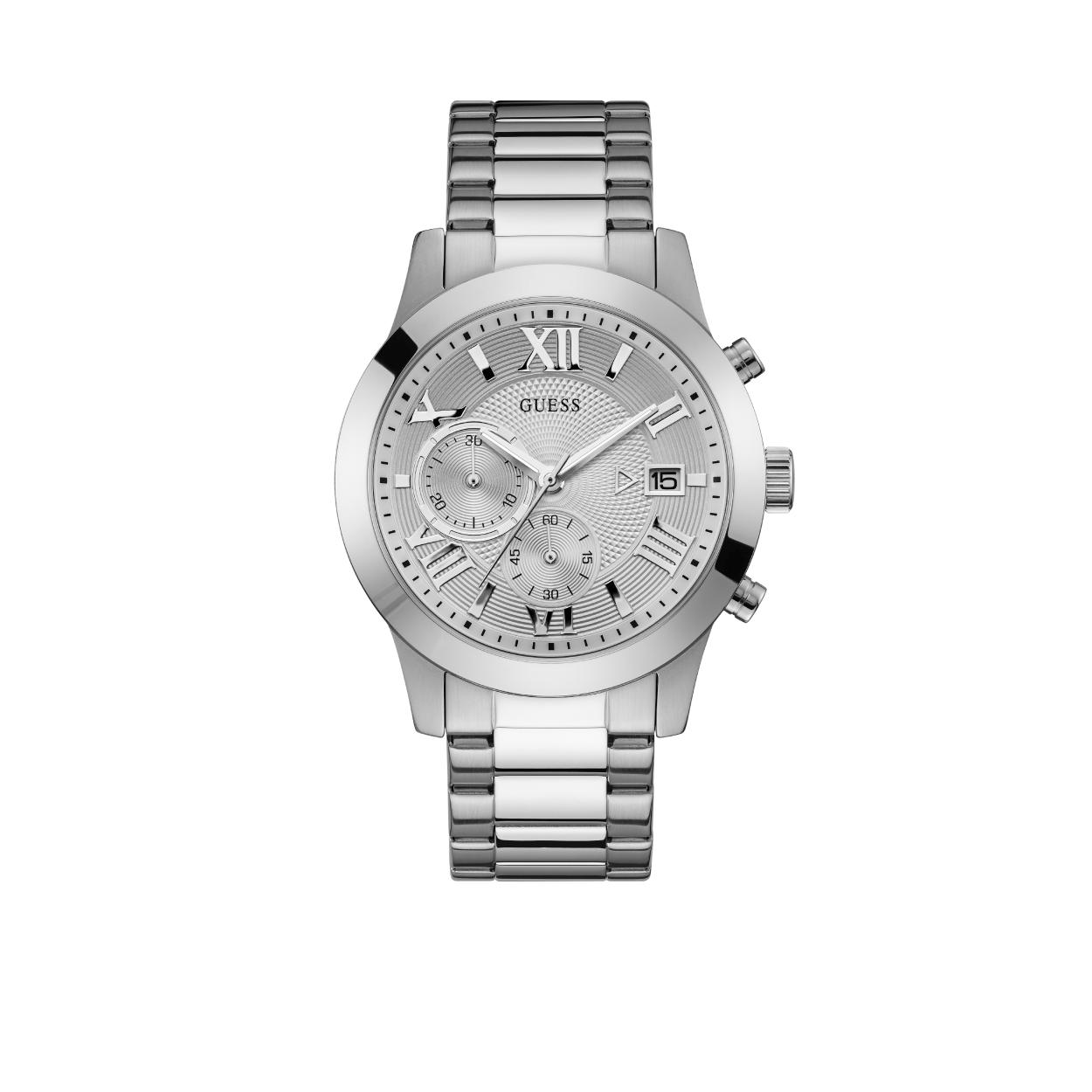 Dit stalen GUESS heren horloge is stijlvol en stoer tegelijk. De zilverkleurige Atlas heeft een subtiele uitstraling en past bij elke outfit. Het horloge heeft een ronde kast met een diameter van 45 mm. De schakelband sluit middels een vouwsluiting die zorgt voor extra draagcomfort. De wijzerplaat met Romeinscijfers is goed zichtbaar door het heldere mineraalglas. Het horloge is tot 10 ATM waterdicht . Model: W0668G7