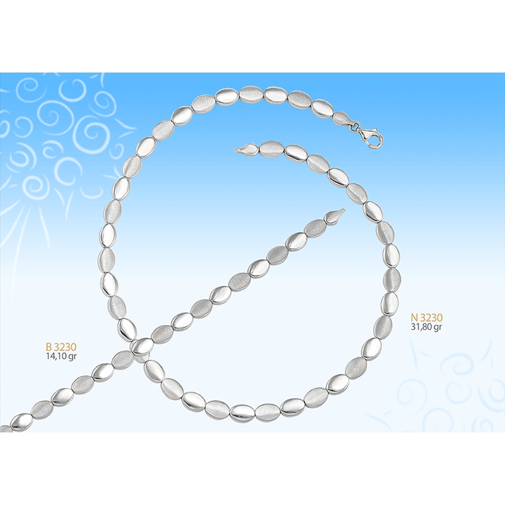 Dit is een collier van het merk Classical Silver Jewellery gemaakt voor dames.