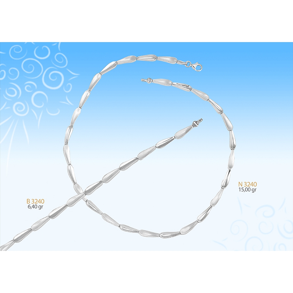 Dit is een collier van het merk Classical Silver Jewellery gemaakt voor dames.