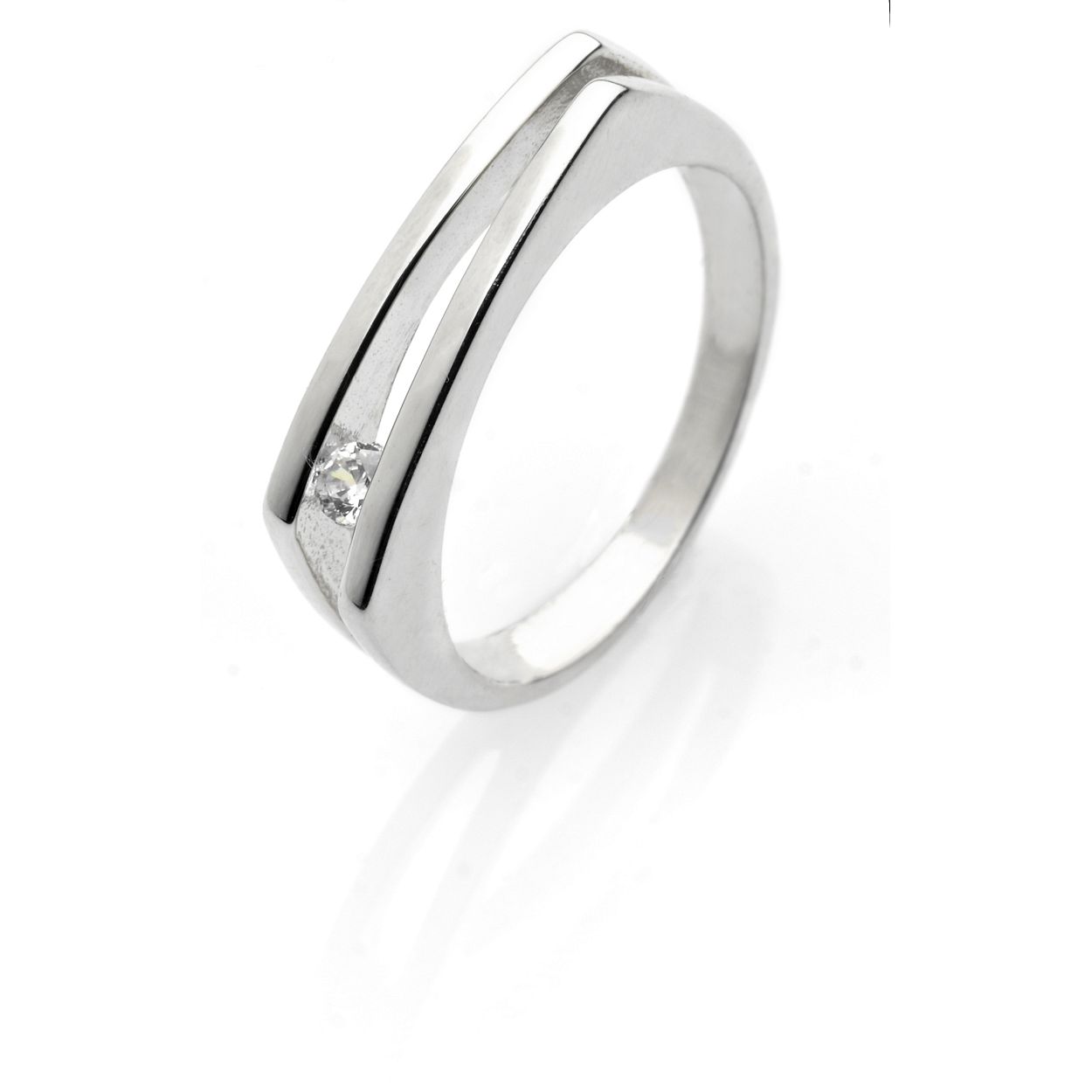 Yo Design Ring Spy geschikt voor dames die houden van strakke elegente sieraden ontworpen door Joanna Taraszkiewicz Poolse ontwerpster