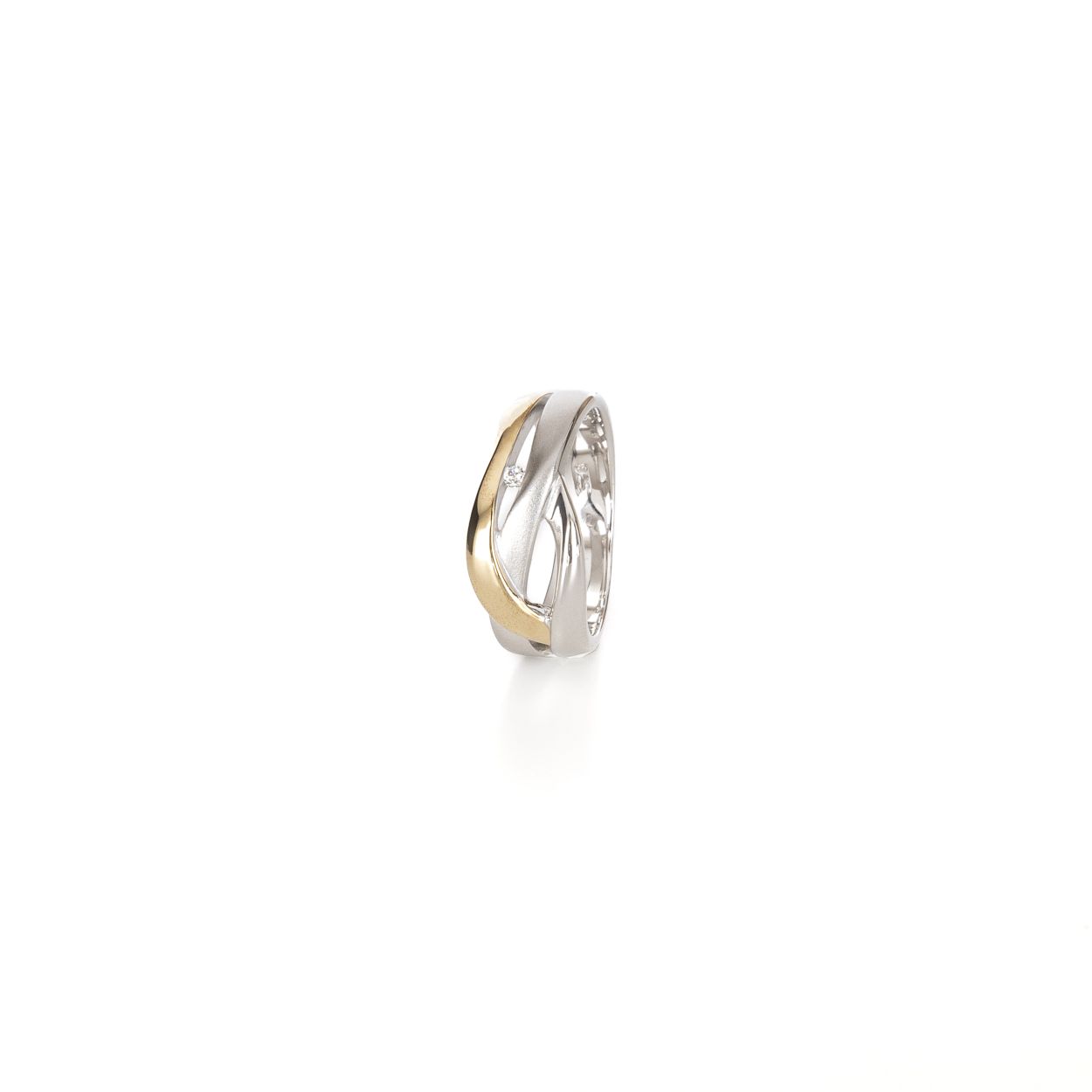 Yo Design Ring Squid Gold  geschikt voor dames die houden van strakke elegente sieraden ontworpen door Joanna Taraszkiewicz Poolse ontwerpster
