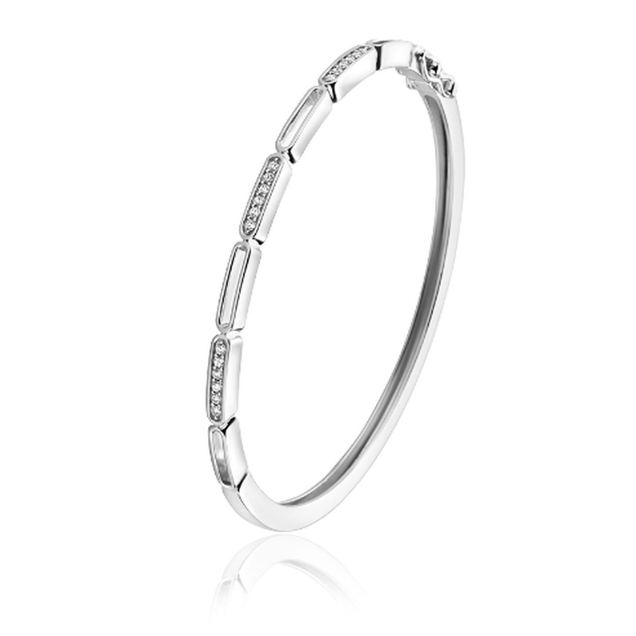 ZINZI zilveren slavenarmband van 3mm breed, waarbij vier trendy open ovalen afgewisseld worden met drie schitterende ovalen vol bezet met witte zirconia's. Voorzien van een exclusieve scharniersluiting. De armband is vervaardigd van eerste gehalte zilver (925) en voorzien van een extra rodiumlaag voor een langdurige glans