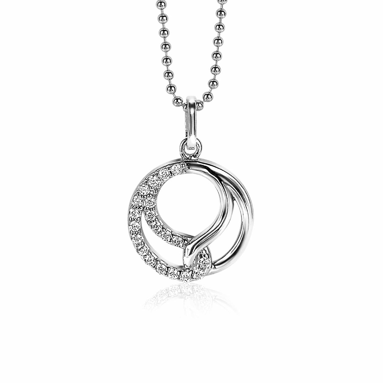 ZINZI zilveren hanger 15mm, waarbij de linkerhelft bekleed is met zirconia's. Symboliseert 'Verbondenheid'. Combineer met een ketting naar wens! De hanger is exclusief collier geprijsd. Vervaardigd van eerste gehalte zilver (925) en voorzien van een extra rhodiumlaag voor een langdurige glans.