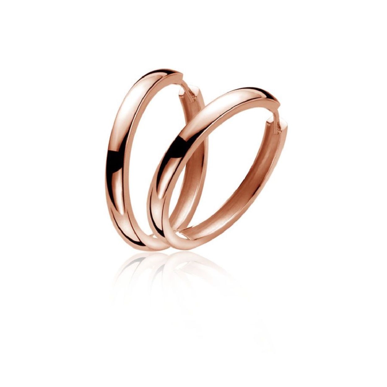 ZINZI zilveren creolen bezet met witte zirconia's en voorzien van luxe scharniersluiting. De creolen zijn 28mm x 3mm groot. De creolen stralen in je oren waardoor ze niet te missen zijn. De creolen zijn vervaardigd van eerste gehalte zilver (925) en voorzien van een rodiumlaag voor een extra langdurige glans.