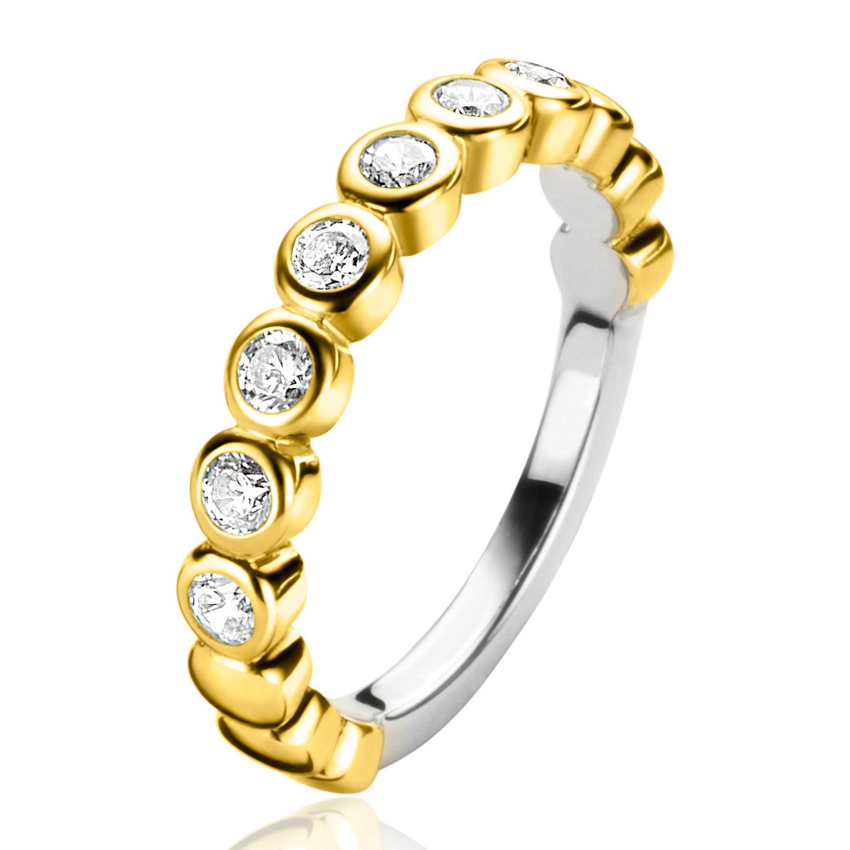 Dit is een ring van het merk Zinzi. De ring is wit van kleur en gemaakt van zilver.
